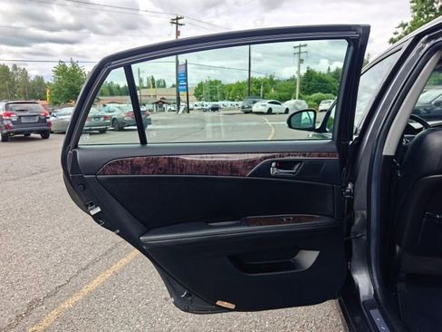 Used 2012 Toyota Avalon FWD image 31