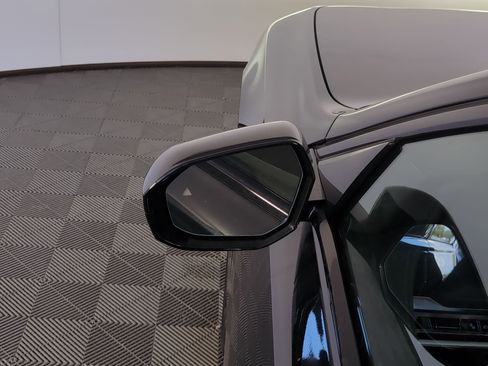 New 2025 BMW i7 xDrive60 w/ Premium Package image 22