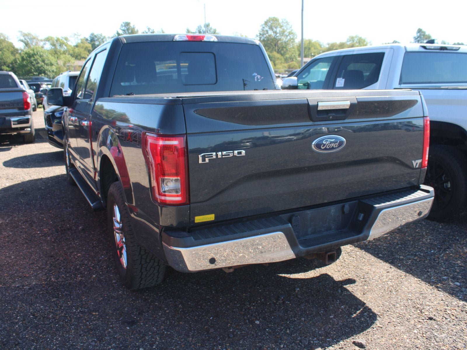 Used 2017 Ford F150 XLT w/ Equipment Group 302A Luxury AWD/4WD image 5