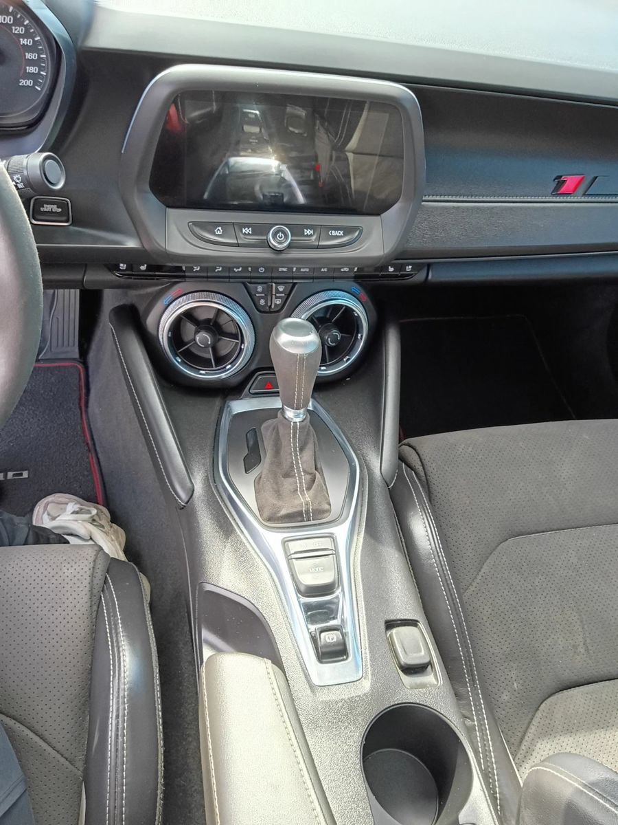 Used 2021 Chevrolet Camaro SS RWD image 30