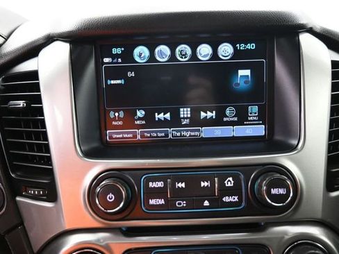 Used 2020 Chevrolet Suburban Premier AWD/4WD image 31