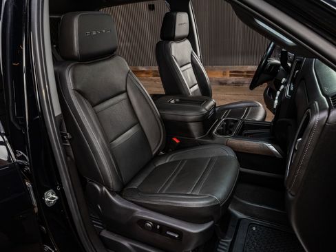 Used 2021 GMC Sierra 2500 Denali w/ Denali Black Diamond Edition image 29