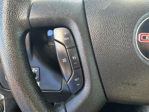 Used 2022 GMC Savana 3500 Extended w/ Power Convenience Package RWD image 13
