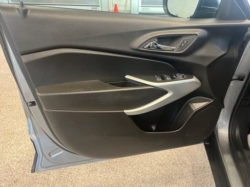 Used 2024 Chevrolet Trax LS w/ Driver Confidence Package FWD image 23