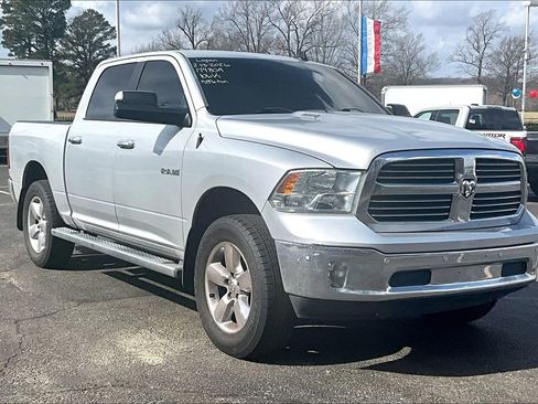 Used 2018 RAM 1500 Big Horn image 1