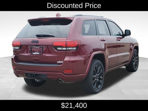 Used 2019 Jeep Grand Cherokee Altitude AWD/4WD image 3
