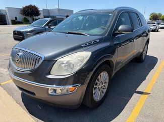Used 2011 Buick Enclave CXL FWD video 1