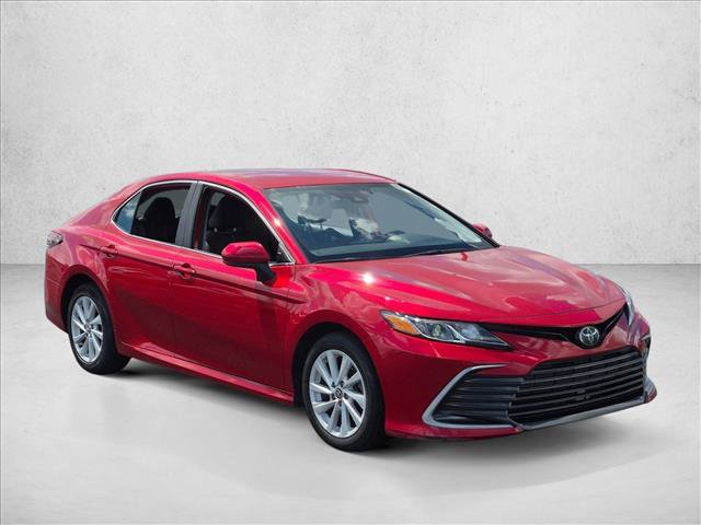 Used 2023 Toyota Camry LE FWD image 3