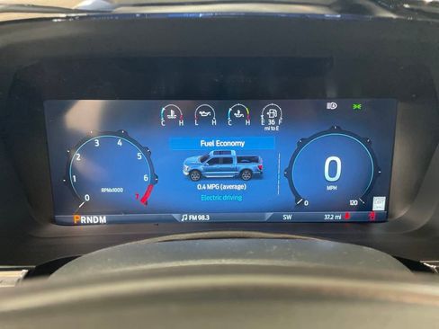 New 2025 Ford F150 Lariat w/ Equipment Group 501A Mid image 21