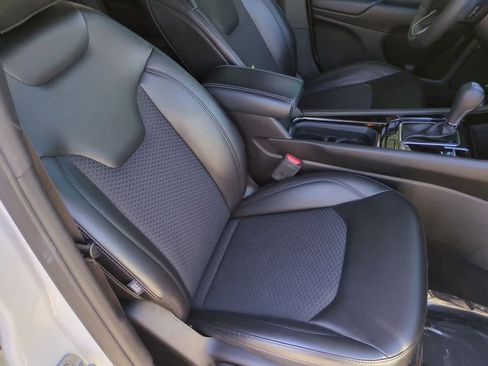 Certified 2022 Jeep Compass Altitude w/ Sun and Sound Group image 23