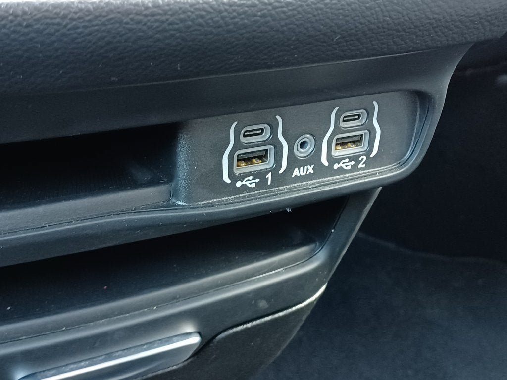 Used 2025 Chrysler Pacifica Select FWD image 20