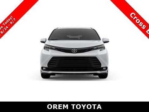 New 2026 Toyota Sienna XLE Woodland Edition AWD/4WD image 17