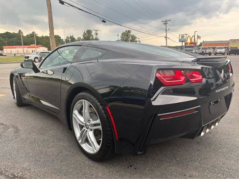 Used 2016 Chevrolet Corvette Stingray Coupe RWD image 5