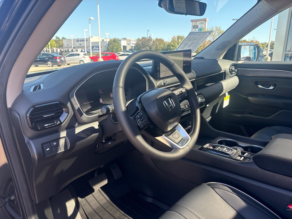 Certified 2026 Honda Pilot Elite image 11