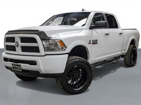 Used 2017 RAM 2500 SLT image 5