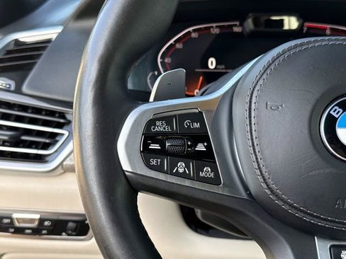 Used 2019 BMW X5 xDrive50i w/ M Sport Package AWD/4WD image 34