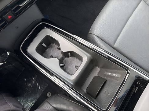 New 2026 Volkswagen ID.4 Pro S AWD/4WD image 18