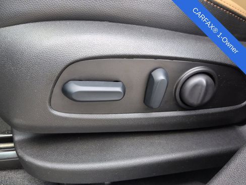Used 2024 Chevrolet Equinox Premier AWD/4WD image 22