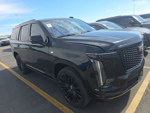 Used 2025 Cadillac Escalade Sport w/ Touring Package image 3