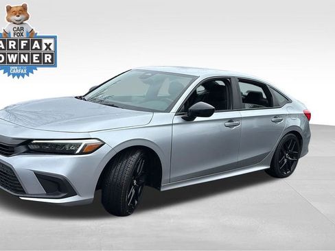 Used 2023 Honda Civic Sport image 3