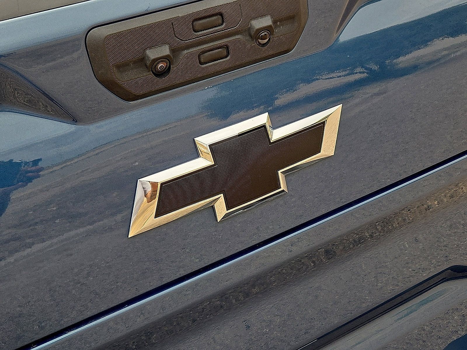 Used 2024 Chevrolet Silverado 1500 LT Trail Boss w/ Convenience Package II AWD/4WD image 14
