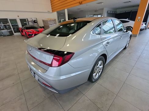 Used 2022 Hyundai Sonata SE FWD image 8