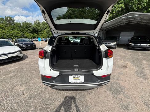Used 2025 Buick Encore GX Preferred FWD image 30