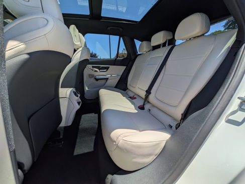Certified 2026 Mercedes-Benz GLC 300 4MATIC image 21