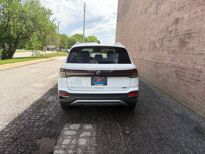 Used 2025 Volkswagen Taos SE