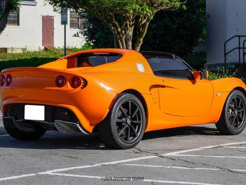 Used 2005 Lotus Elise image 8