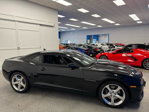 Used 2013 Chevrolet Camaro SS w/ RS Package RWD image 6