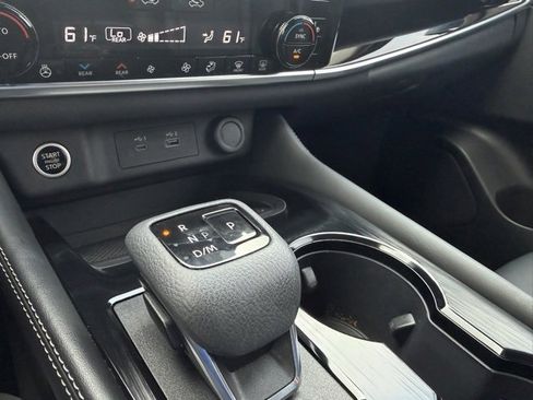 Certified 2023 Nissan Rogue SL w/ SL Premium Package image 19