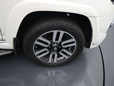 Used 2017 Toyota 4Runner Limited AWD/4WD image 11