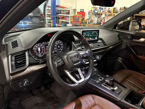 Used 2018 Audi Q5 2.0T Premium Plus w/ Premium Plus Package AWD/4WD image 18