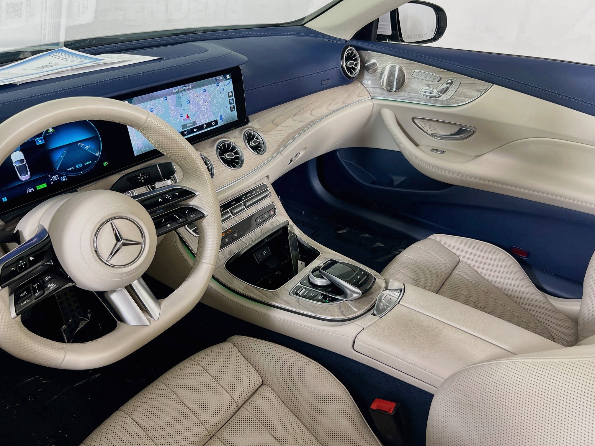 Used 2023 Mercedes-Benz E 450 4MATIC Cabriolet image 23