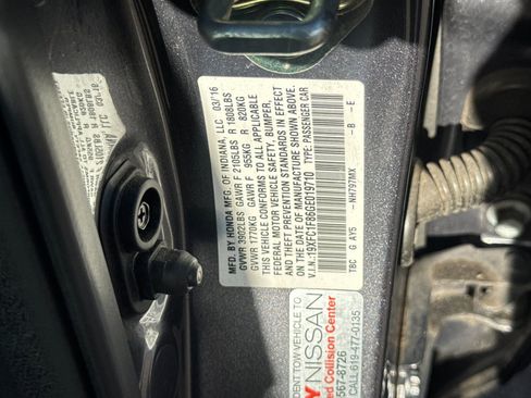 Used 2016 Honda Civic EX-L image 32