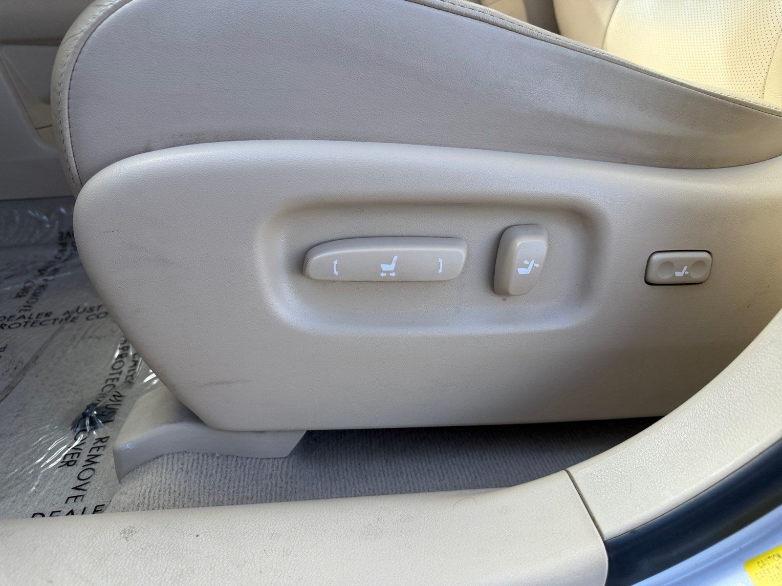 Used 2015 Lexus RX 450h AWD image 14