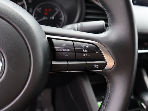 Used 2025 MAZDA MAZDA3 s FWD image 33