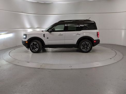 New 2025 Ford Bronco Sport Outer Banks image 5