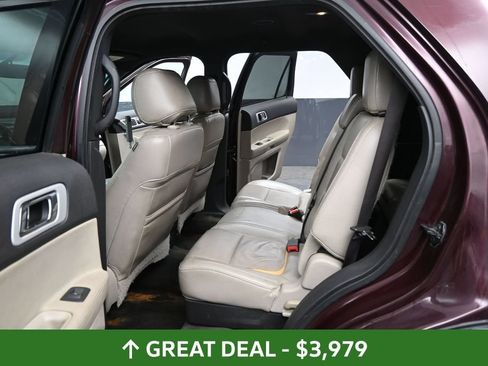 Used 2011 Ford Explorer XLT w/ 202A Rapid Spec Order Code AWD/4WD image 25