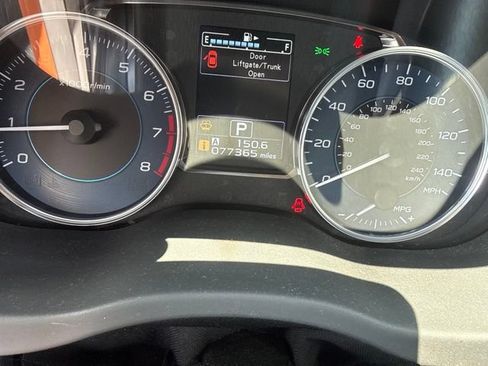 Used 2015 Subaru Crosstrek 2.0i Limited AWD/4WD image 2