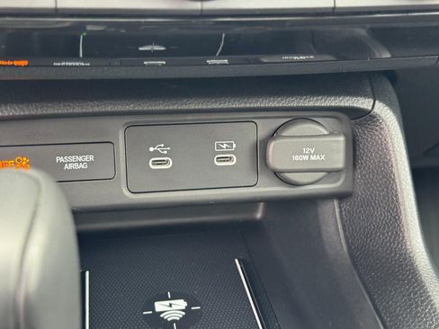 Certified 2025 Honda Civic Sport Touring image 22