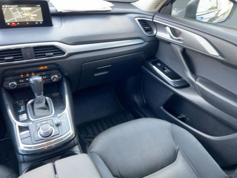 Used 2019 MAZDA CX-9 Sport image 29