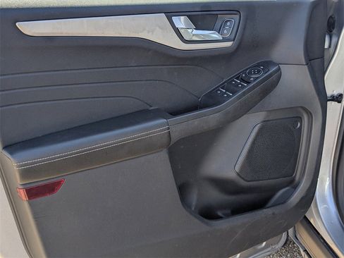 Used 2021 Ford Escape SEL image 13