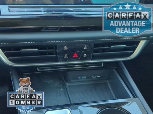 Used 2024 Volkswagen Atlas SE image 8