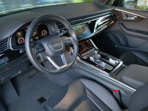 Used 2021 Audi Q7 3.0T Premium Plus w/ Executive Package AWD/4WD image 14
