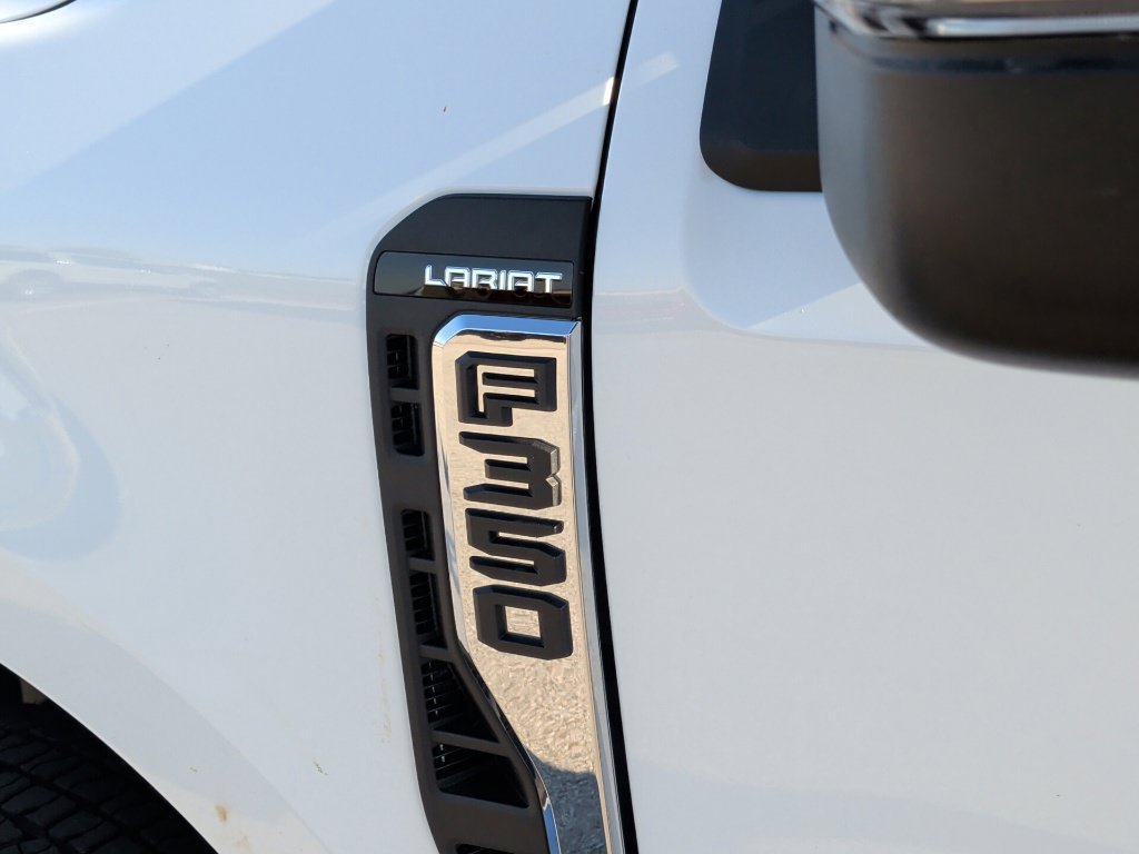 New 2027 Ford F350 Lariat w/ Lariat Ultimate Package AWD/4WD image 51