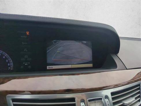 Used 2013 Mercedes-Benz S 550 image 9