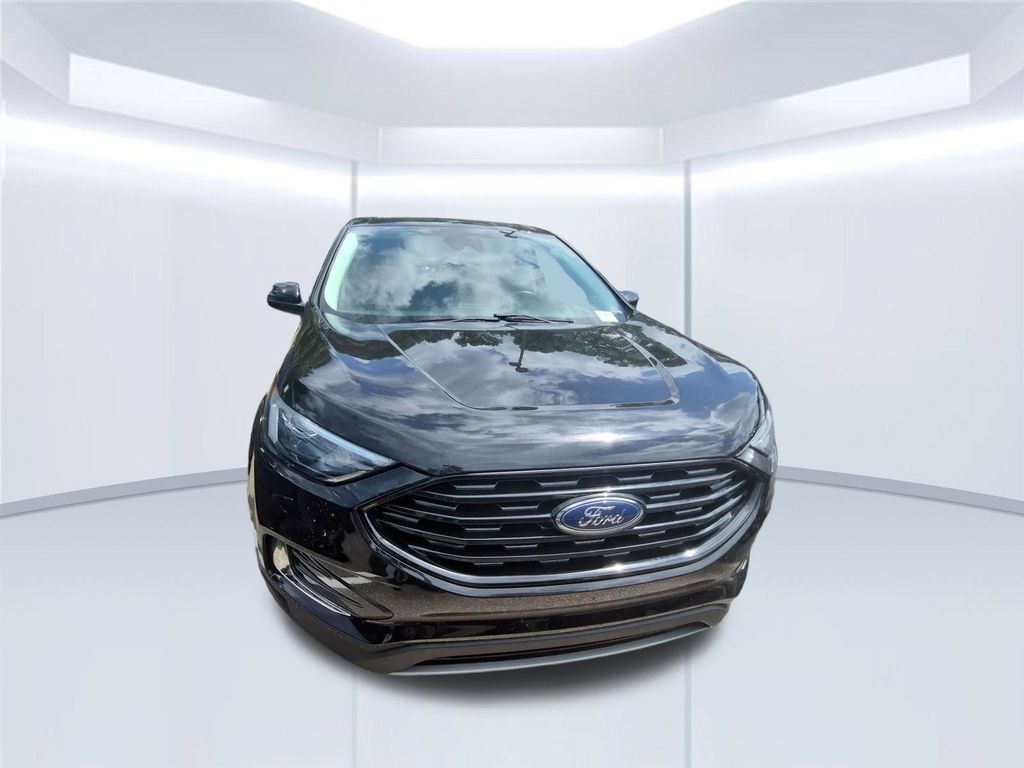 Used 2022 Ford Edge SEL AWD/4WD image 5