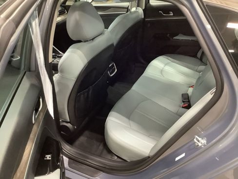 Used 2023 Kia K5 EX image 22